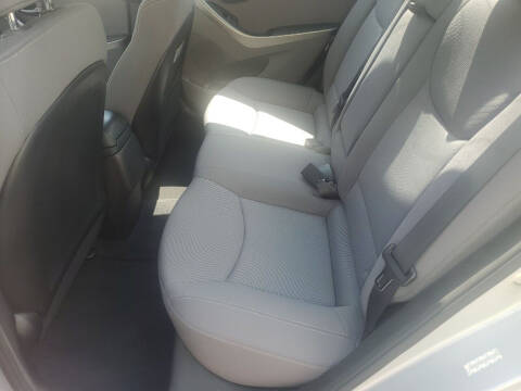 2014 Hyundai Elantra SE