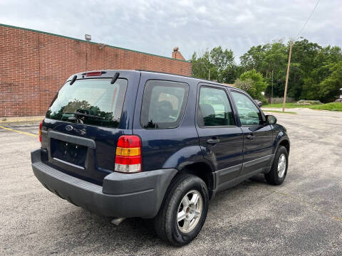2003 Ford Escape XLS Popular
