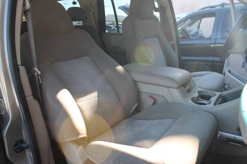 2003 Ford Expedition XLT