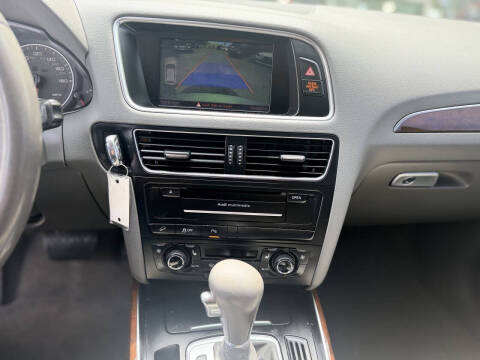 2012 Audi Q5 2.0T quattro Premium Plus