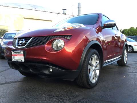 2011 Nissan JUKE for sale at Auto Outpost-North, Inc. in McHenry IL