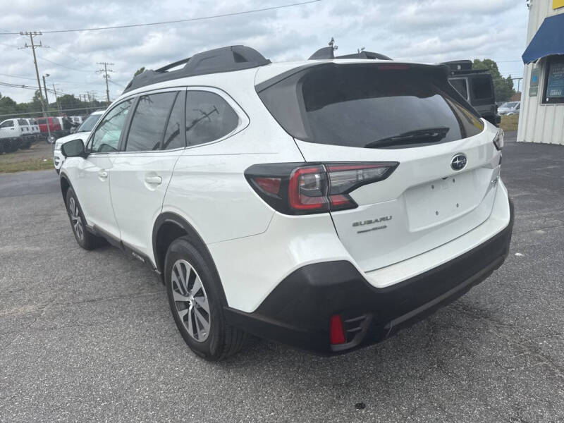 2022 Subaru Outback Premium