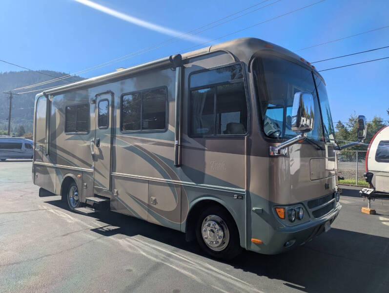 2006 Safari Trek 27RB / 28ft