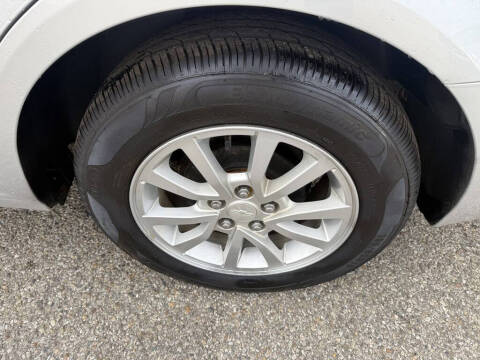 2020 Chevrolet Sonic LT