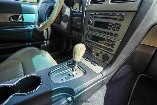 2004 Ford Thunderbird Deluxe