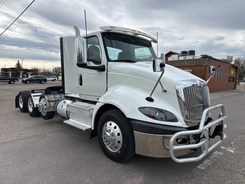 2021 International RH613