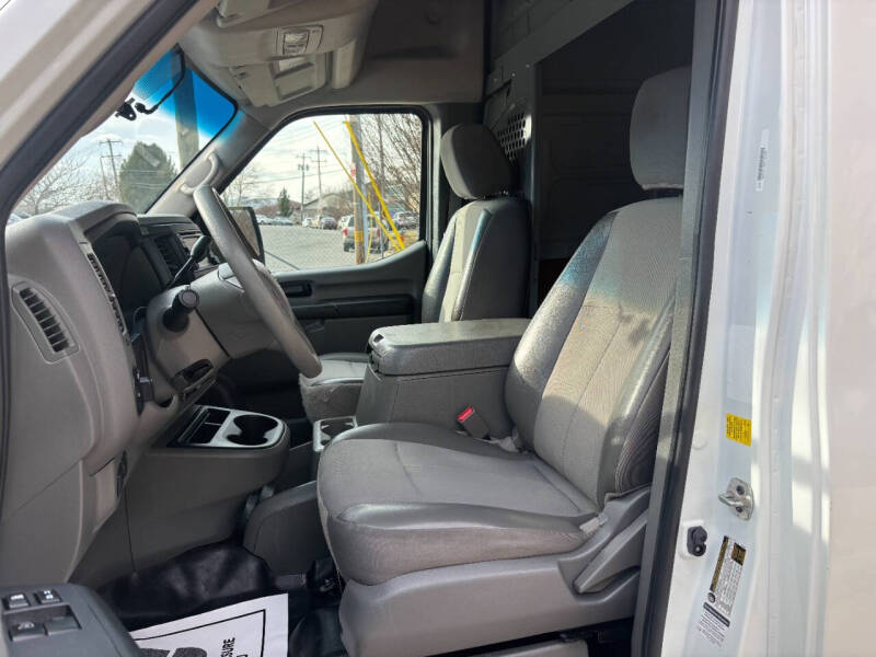 2020 Nissan NV Cargo SV photo 30