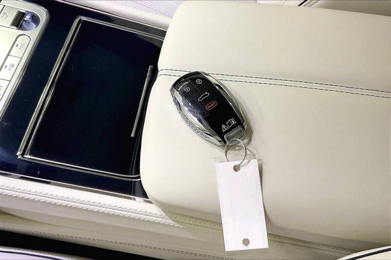 2023 Bentley Continental