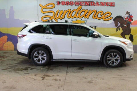 2015 Toyota Highlander for sale at Sundance Chevrolet in Grand Ledge MI
