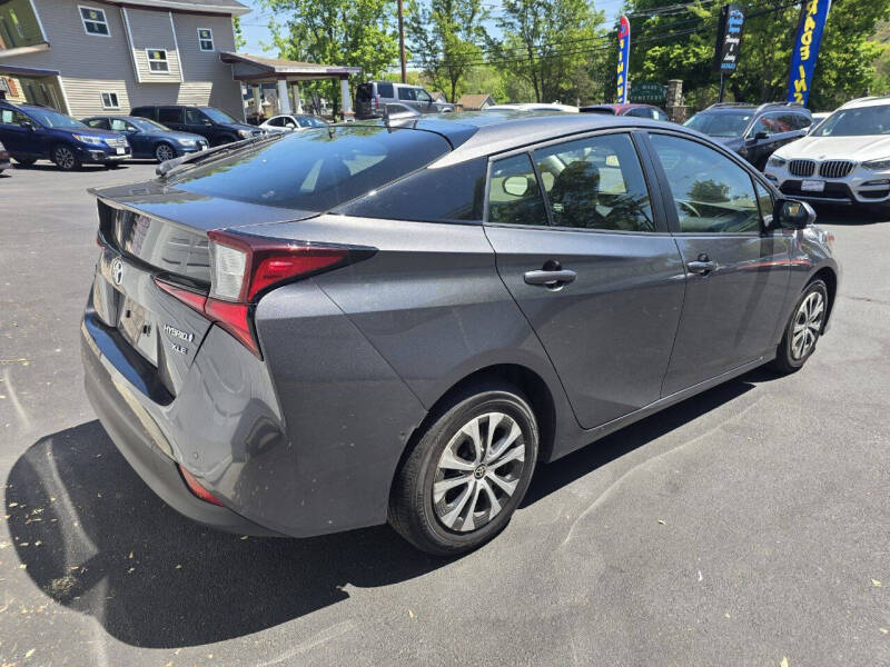 2021 Toyota Prius XLE AWD-e