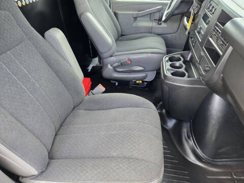 2024 Chevrolet Express 2500