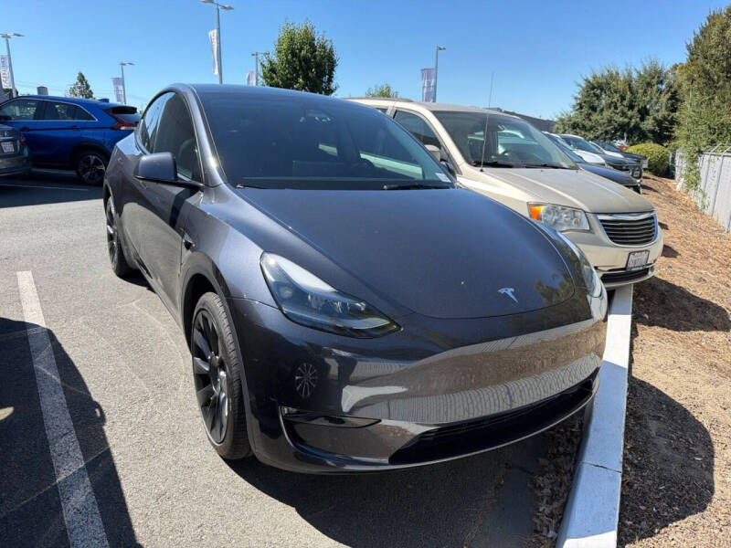 2024 Tesla Model Y Long Range
