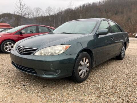 2006 Toyota Camry for sale at LEE'S USED CARS INC Morehead in Morehead KY