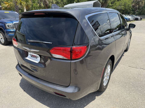 2017 Chrysler Pacifica Touring