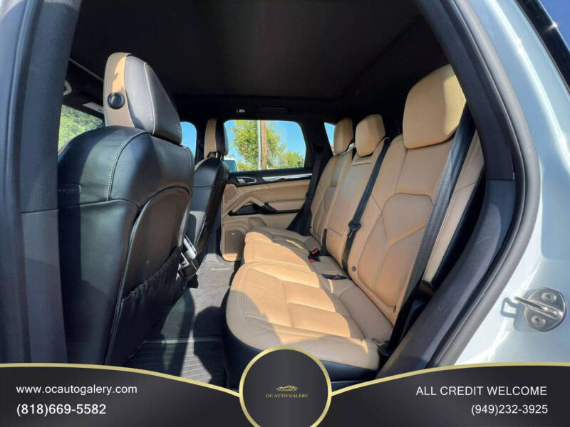 2018 Porsche Cayenne Platinum Edition