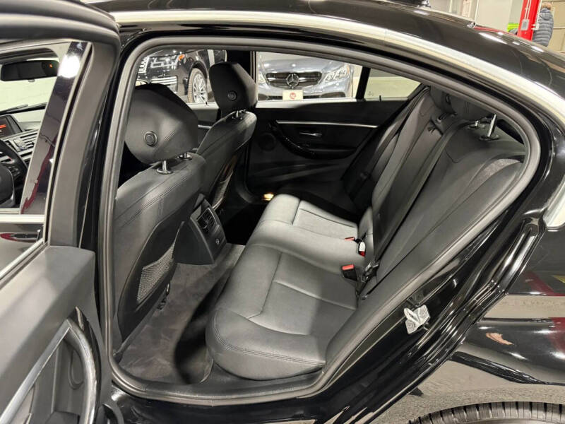 2017 BMW 3 Series 330i