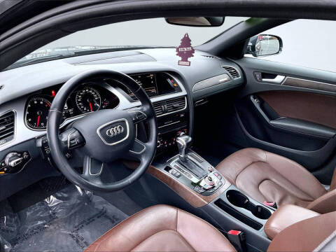 2015 Audi A4 2.0T quattro Premium
