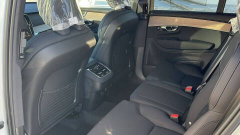 2026 Volvo XC90 B5 Core