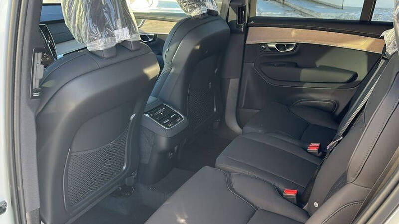 2026 Volvo XC90 B5 Core