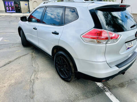 2015 Nissan Rogue SV