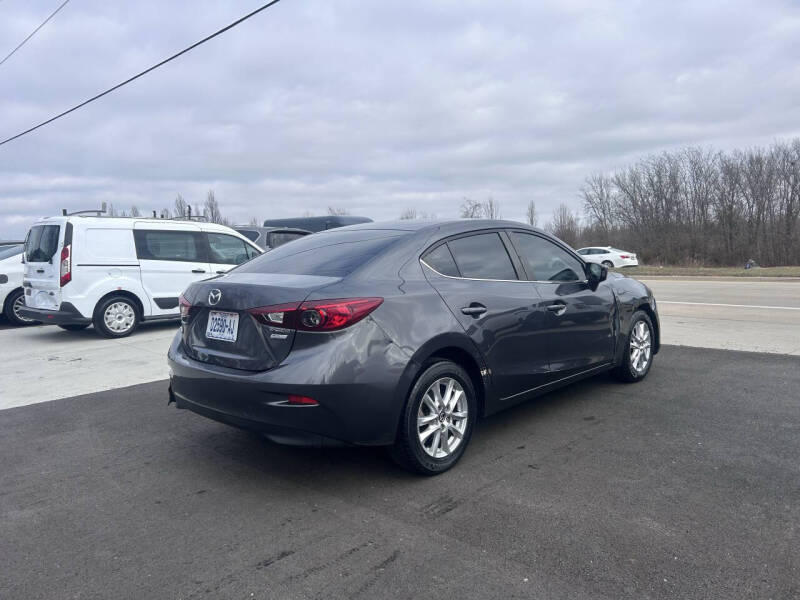 2016 Mazda MAZDA3 i Sport