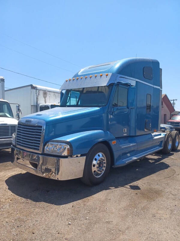 2000 Freightliner Century California Legal for sale at Ray and Bob's Truck & Trailer Sales LLC in Phoenix AZ