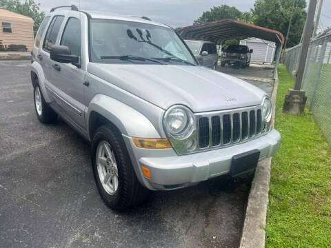 2006 Jeep Liberty for sale at CE Auto Sales in Baytown TX