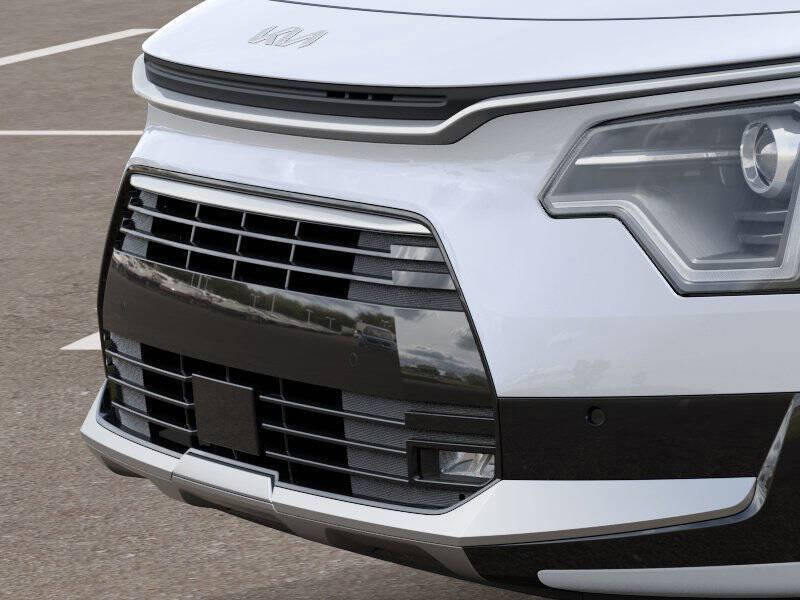 2025 Kia Niro SX
