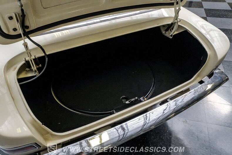1963 Studebaker Avanti