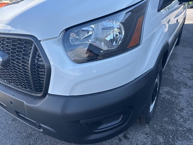 2025 Ford Transit 250