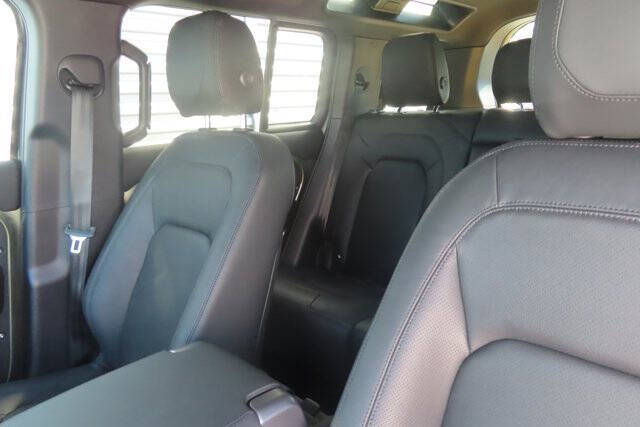 2024 Land Rover Defender 110 P300 S