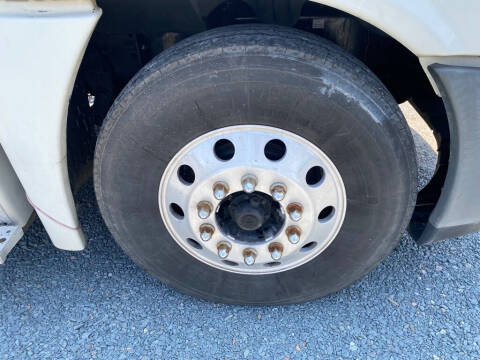 2013 Freightliner Cascadia