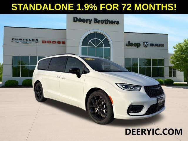 2026 Chrysler Pacifica Select