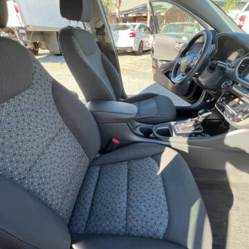 2017 Hyundai Ioniq Hybrid Blue