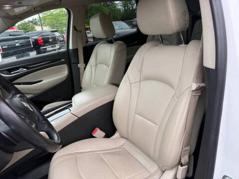 2020 Buick Enclave Essence