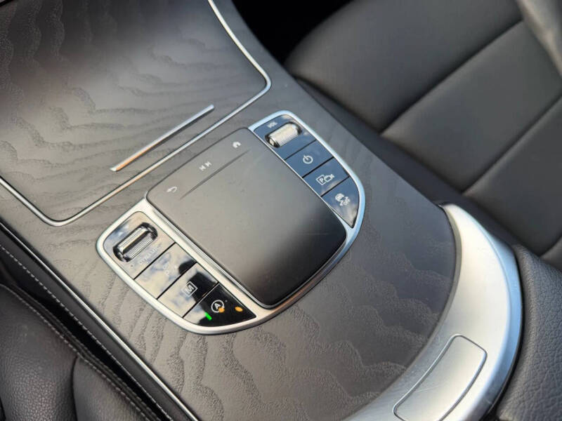 2021 Mercedes-Benz GLC GLC 300 4MATIC