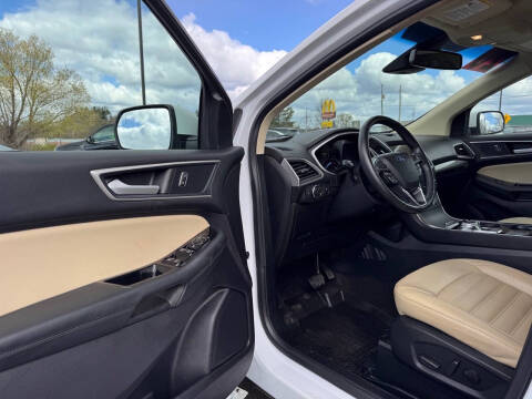 2020 Ford Edge SEL