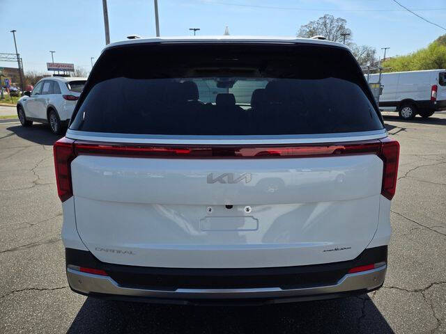 2025 Kia Carnival SX