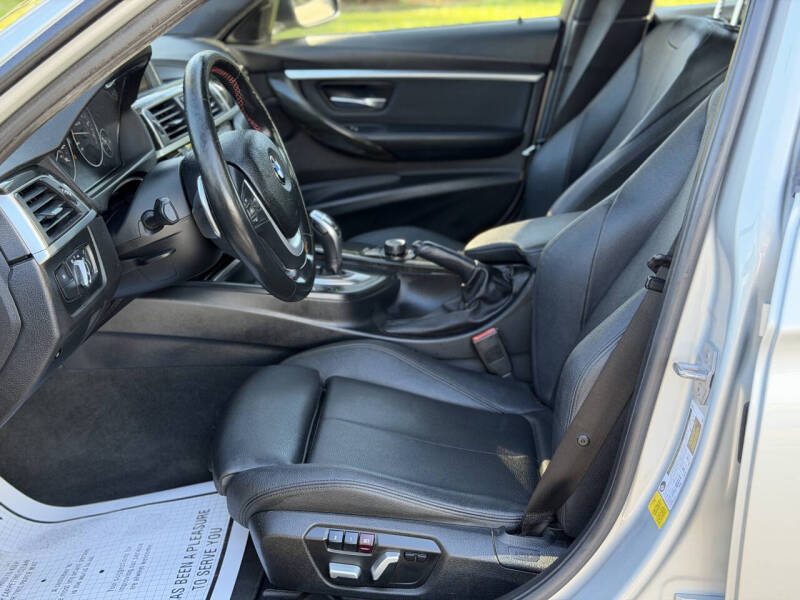 2018 BMW 3 Series 330i