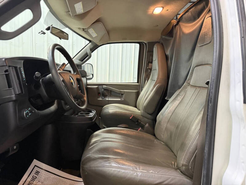 2017 Chevrolet Express 2500