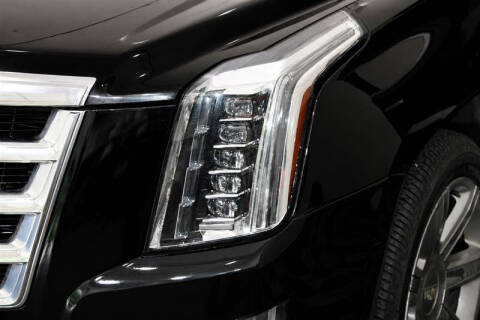 2018 Cadillac Escalade Luxury