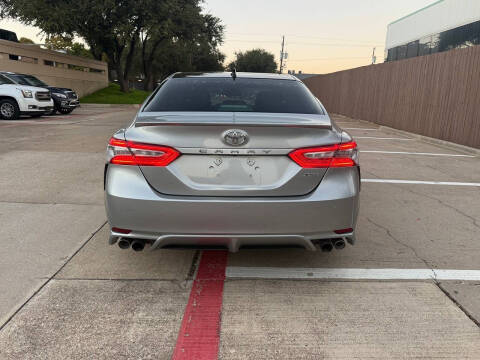 2020 Toyota Camry XSE