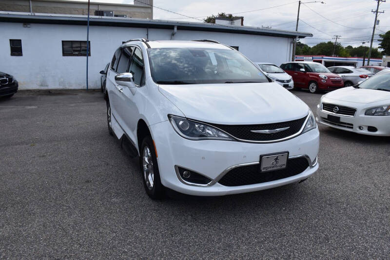 2017 Chrysler Pacifica Limited