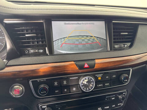 2018 Kia Cadenza Technology