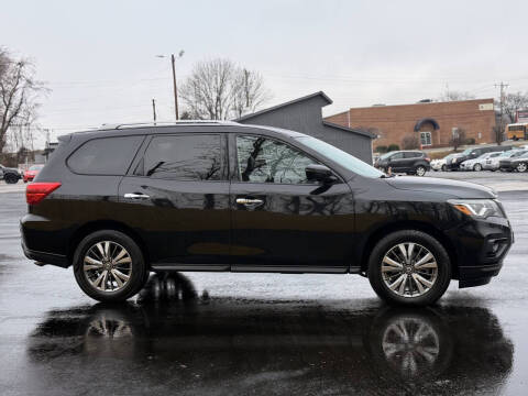 2020 Nissan Pathfinder SL