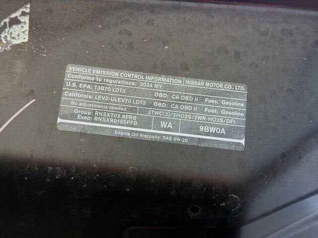 2024 Nissan Frontier SV