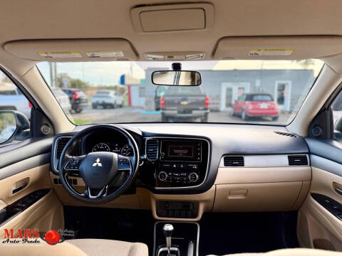 2018 Mitsubishi Outlander SE