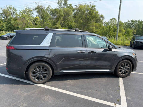 2024 Kia Carnival SX