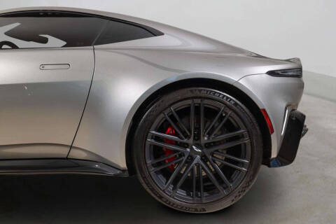2025 Aston Martin Vantage