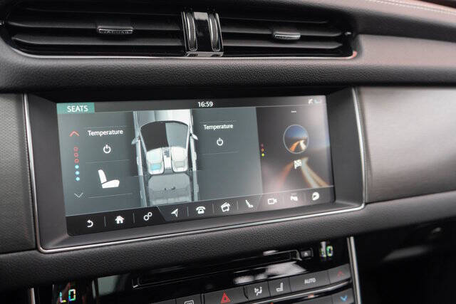 2018 Jaguar XF Sportbrake 25